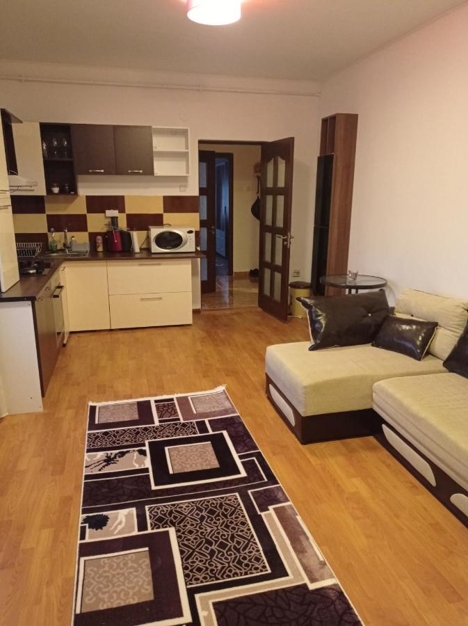 Apartament Bed and Breakfast Floreşti Buitenkant foto
